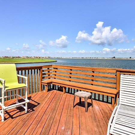 Waterfront Corpus Christi Townhome With Pool And Dock! エクステリア 写真