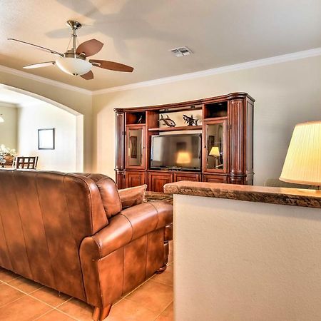 Waterfront Corpus Christi Townhome With Pool And Dock! エクステリア 写真