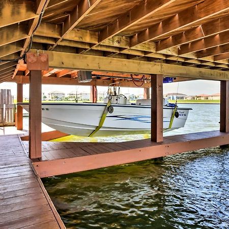 Waterfront Corpus Christi Townhome With Pool And Dock! エクステリア 写真