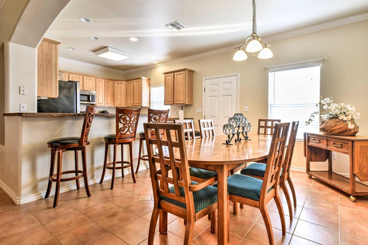 Waterfront Corpus Christi Townhome With Pool And Dock! エクステリア 写真