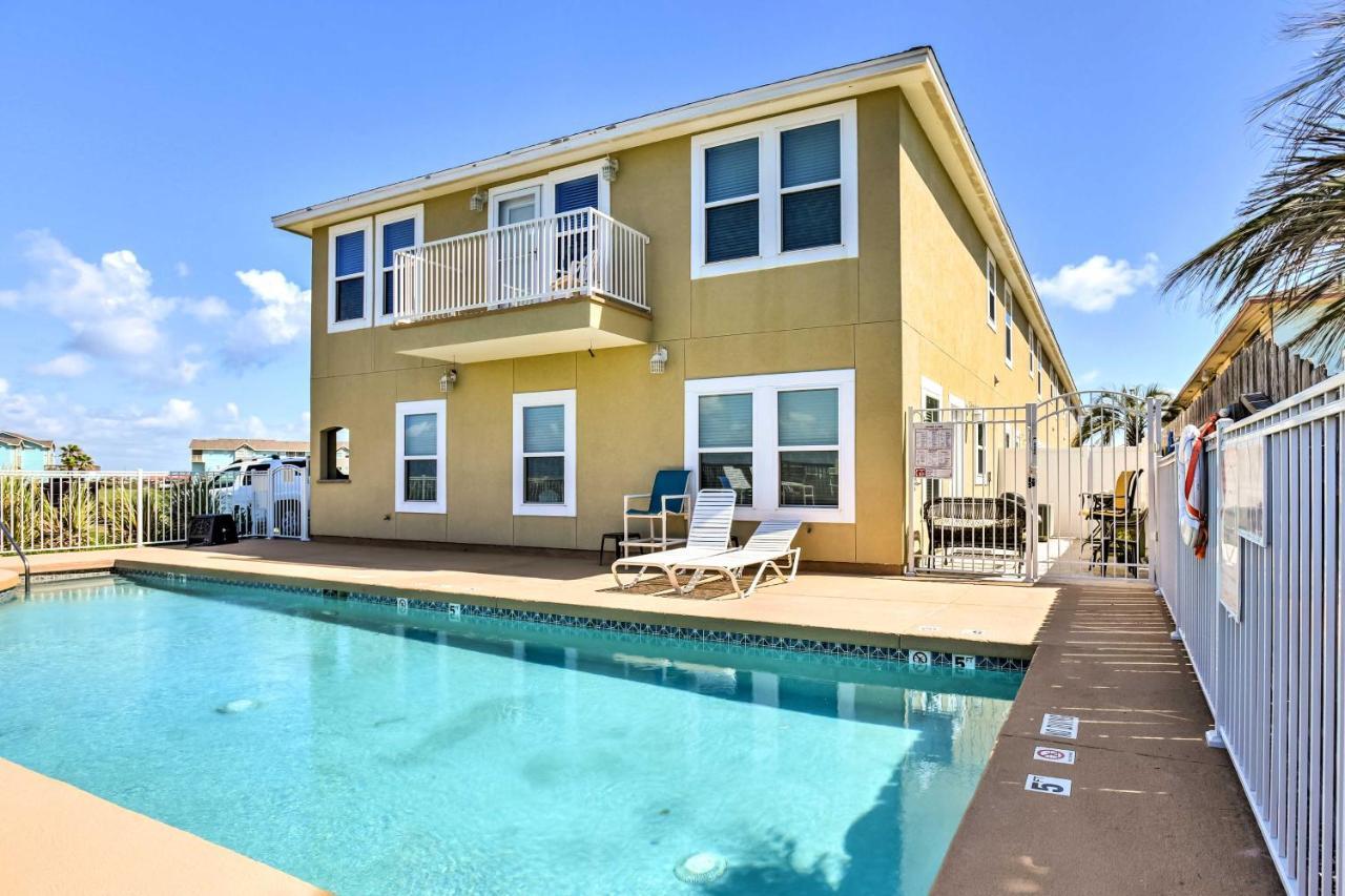 Waterfront Corpus Christi Townhome With Pool And Dock! エクステリア 写真