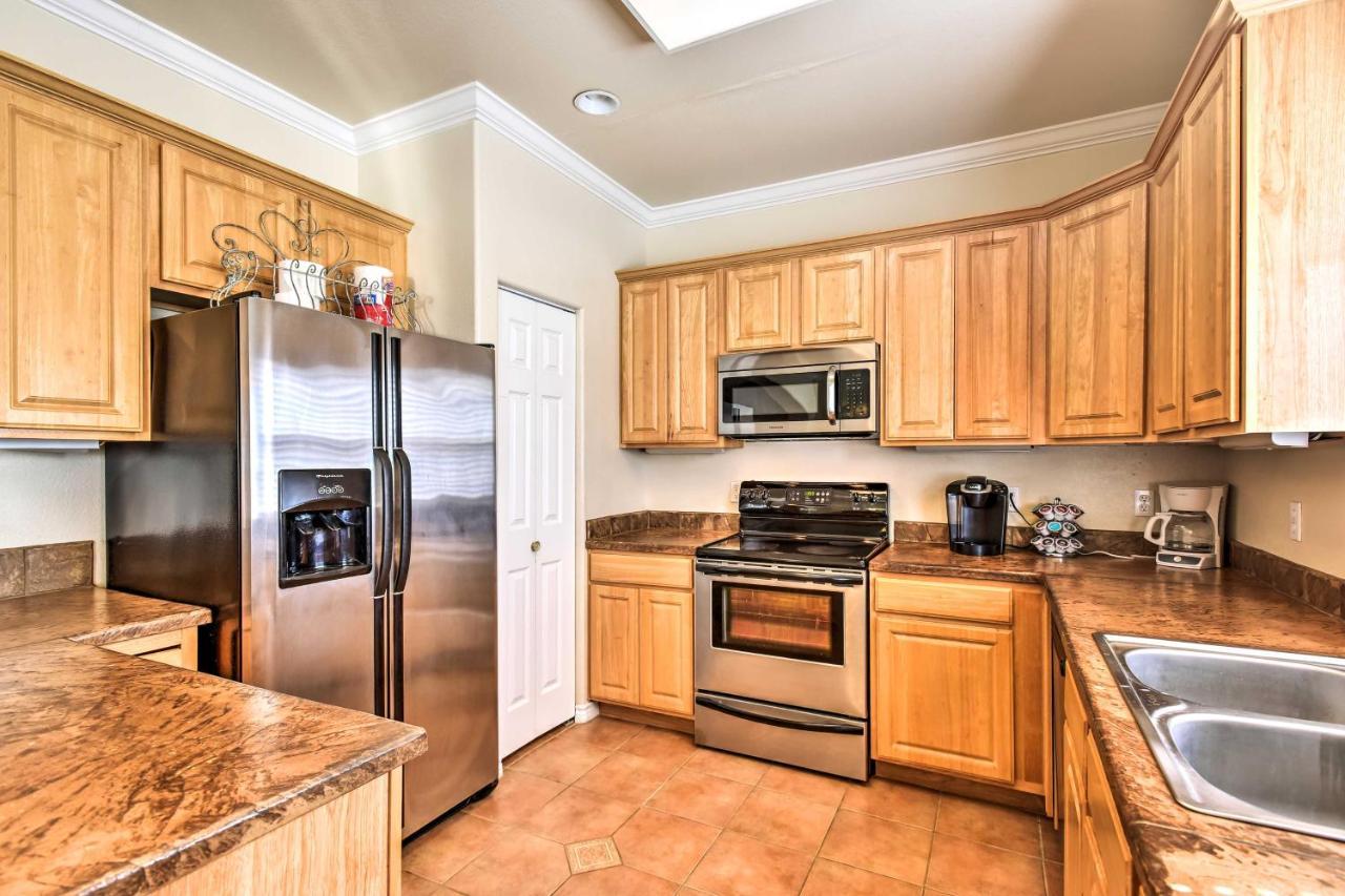 Waterfront Corpus Christi Townhome With Pool And Dock! エクステリア 写真