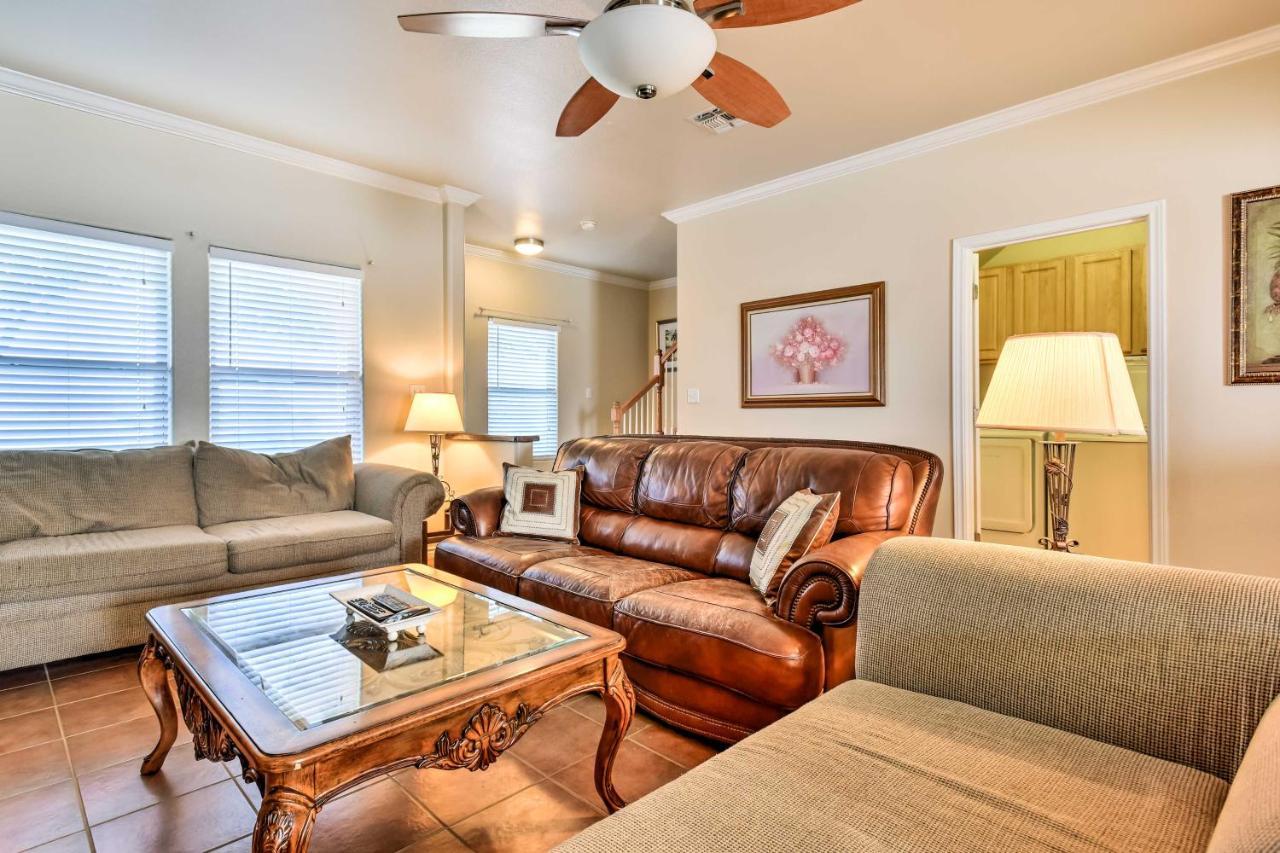 Waterfront Corpus Christi Townhome With Pool And Dock! エクステリア 写真