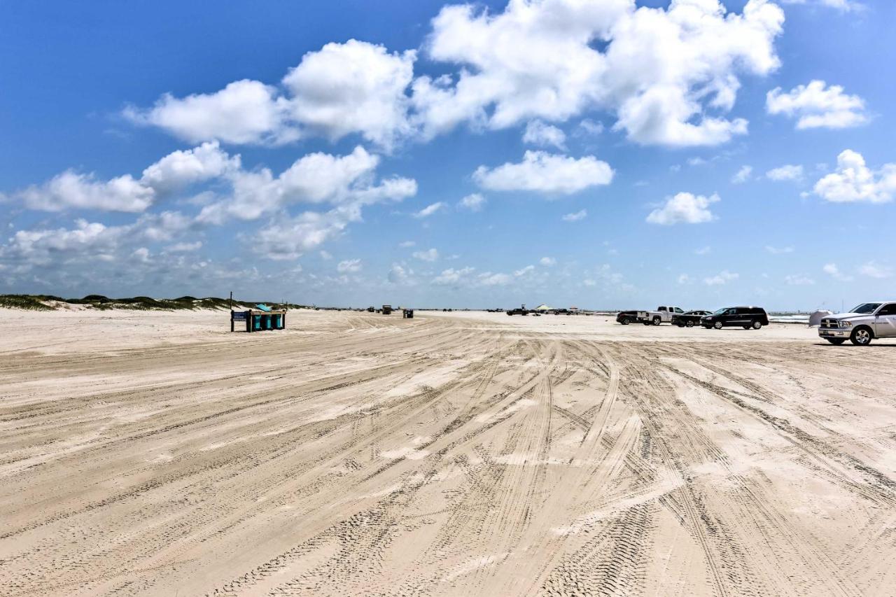 Waterfront Corpus Christi Townhome With Pool And Dock! エクステリア 写真